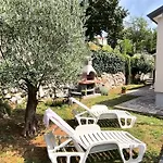 Apartment Bregi *